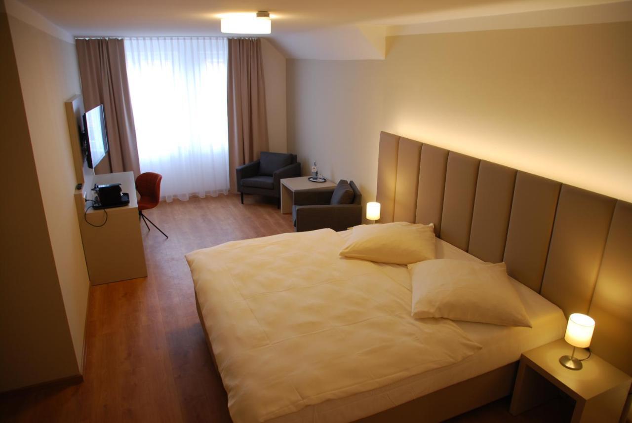 Walldorf Suites Boutique Hotel Екстериор снимка